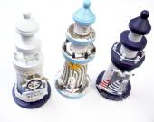 Blue and white wooden lighthouse (H20cm) - 3asstd. Blue and white wooden lighthouse (H20cm) - 3asstd.
