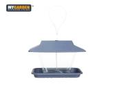 Hanging bird seed feeder.
(19.8x14.5x17.5cm) Hanging bird seed feeder.
(19.8x14.5x17.5cm)