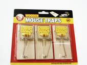 Pkt 3, wooden mouse traps*