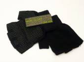 Adults fingerless magic glove with grip. Adults fingerless magic glove with grip.