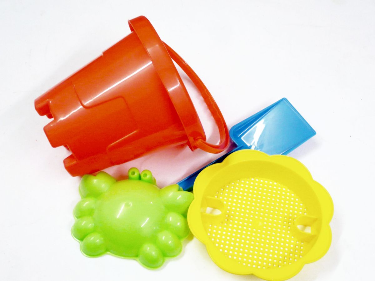 4pc round castle bucket set - 4/cols*
