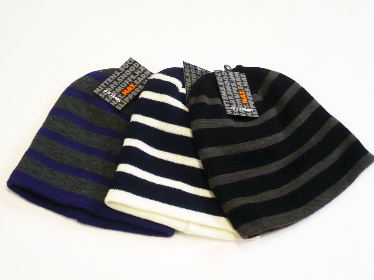 Childs striped beanie hat
(6-9 10-13) - 3/cols.