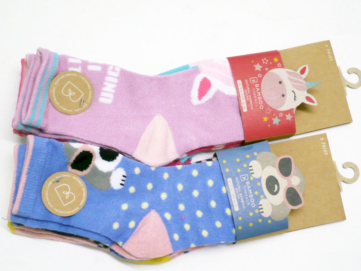 Pkt 3, bamboo dog/unicorn socks*
(6-8/9-12/12-3)