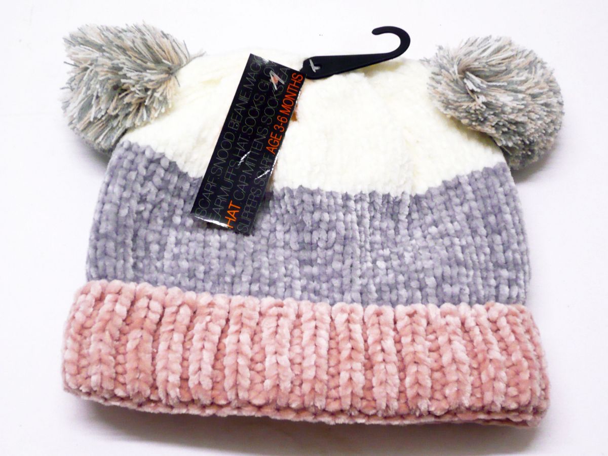 Babies stripe soft feel knitted hat.
(0-3m/3-6m)