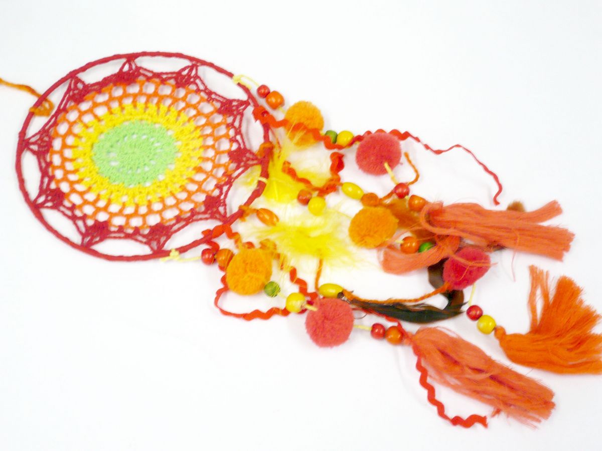 Pom pom dream catcher (16cm dia) - 3asstd.