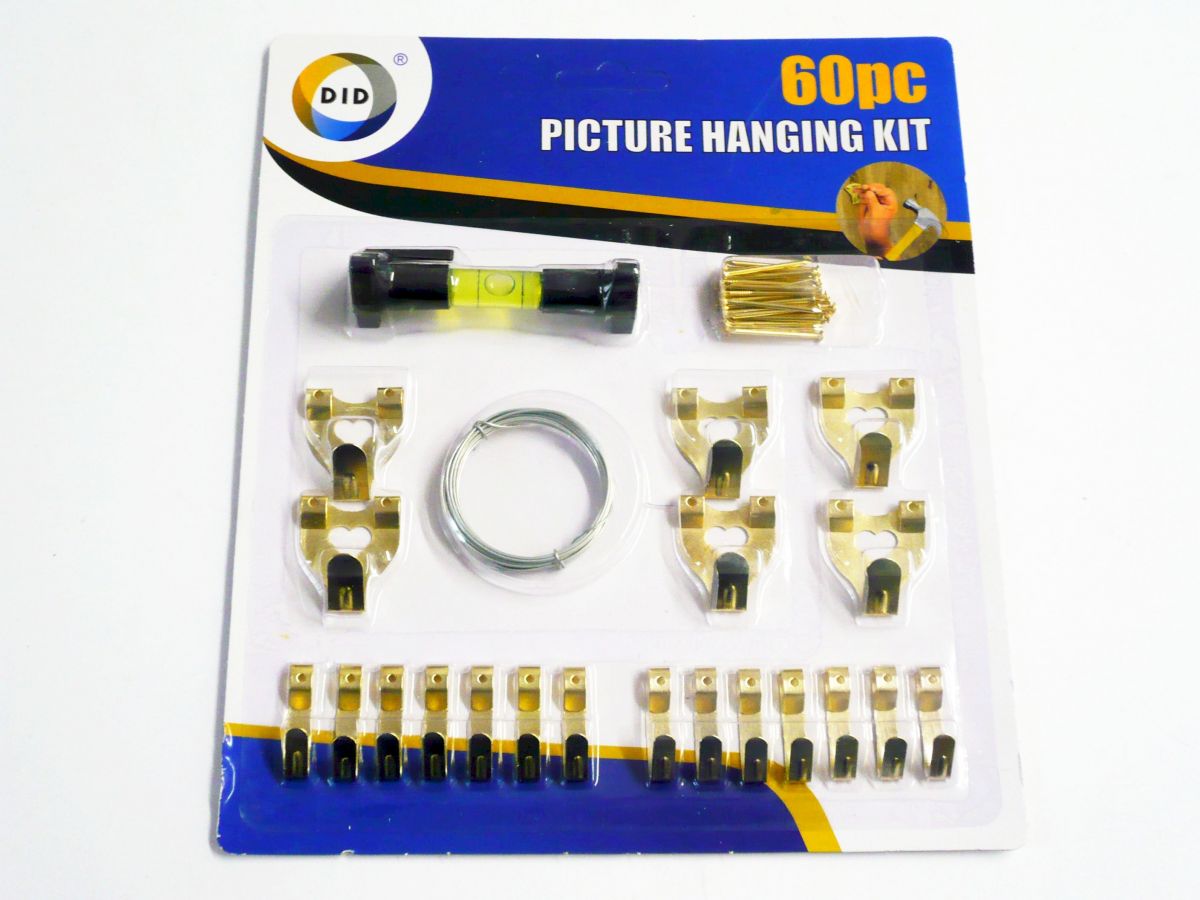 14pc picture hanging kit*
