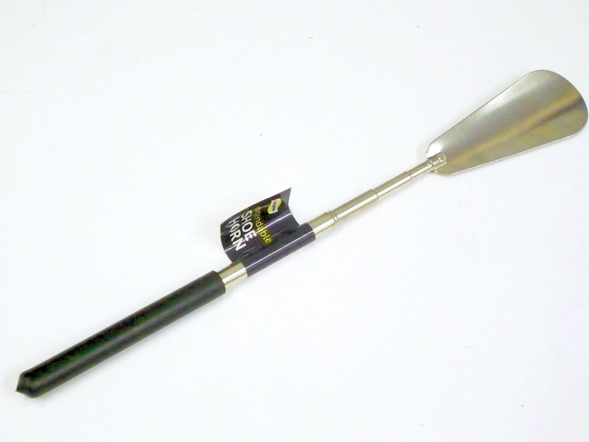 Extendable shoe horn.