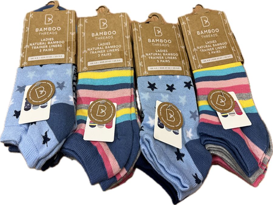 Ladies stars and stripes bamboo trainer socks.
(3pkt x4)