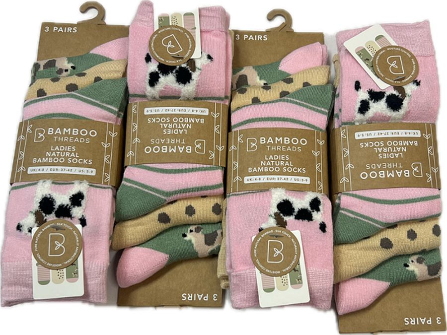Ladies bamboo dog design socks.
(3okt x4) Ladies bamboo dog design socks.
(3okt x4)