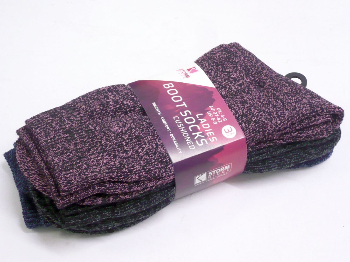 Pack 3, ladies boot socks.
(UK 4-8)