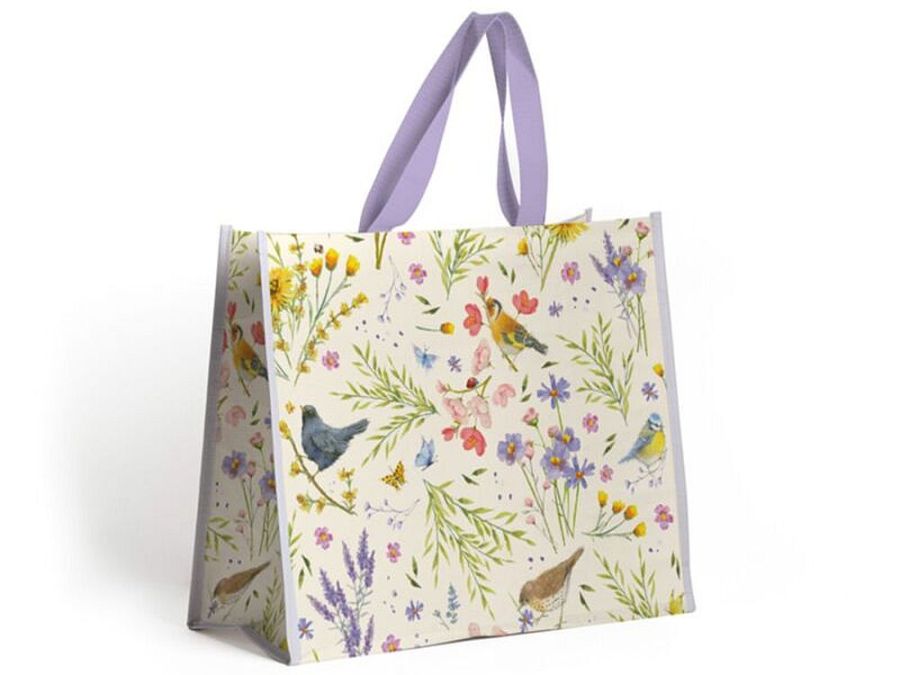 Wings and wildflowers pp shopping bag.
(33x40x17cm) Wings and wildflowers pp shopping bag.
(33x40x17cm)