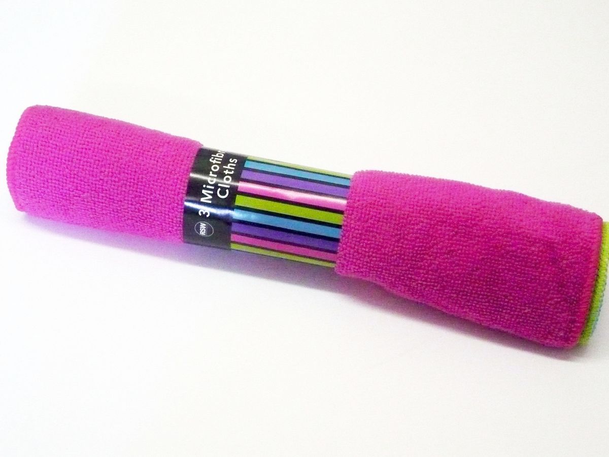 Pkt 3, pastel coloured microfibre cloths* AM5355
