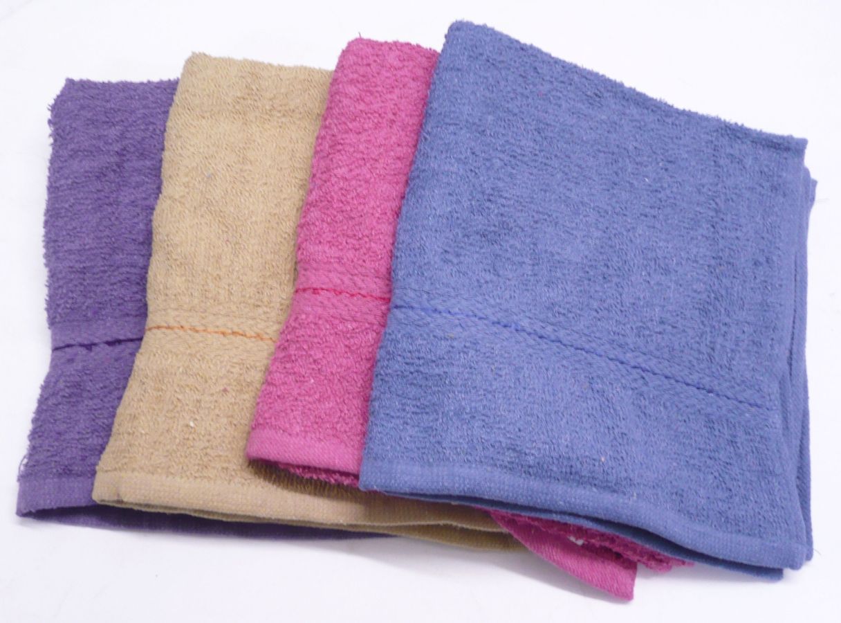 Plain bath towels - 8/cols*